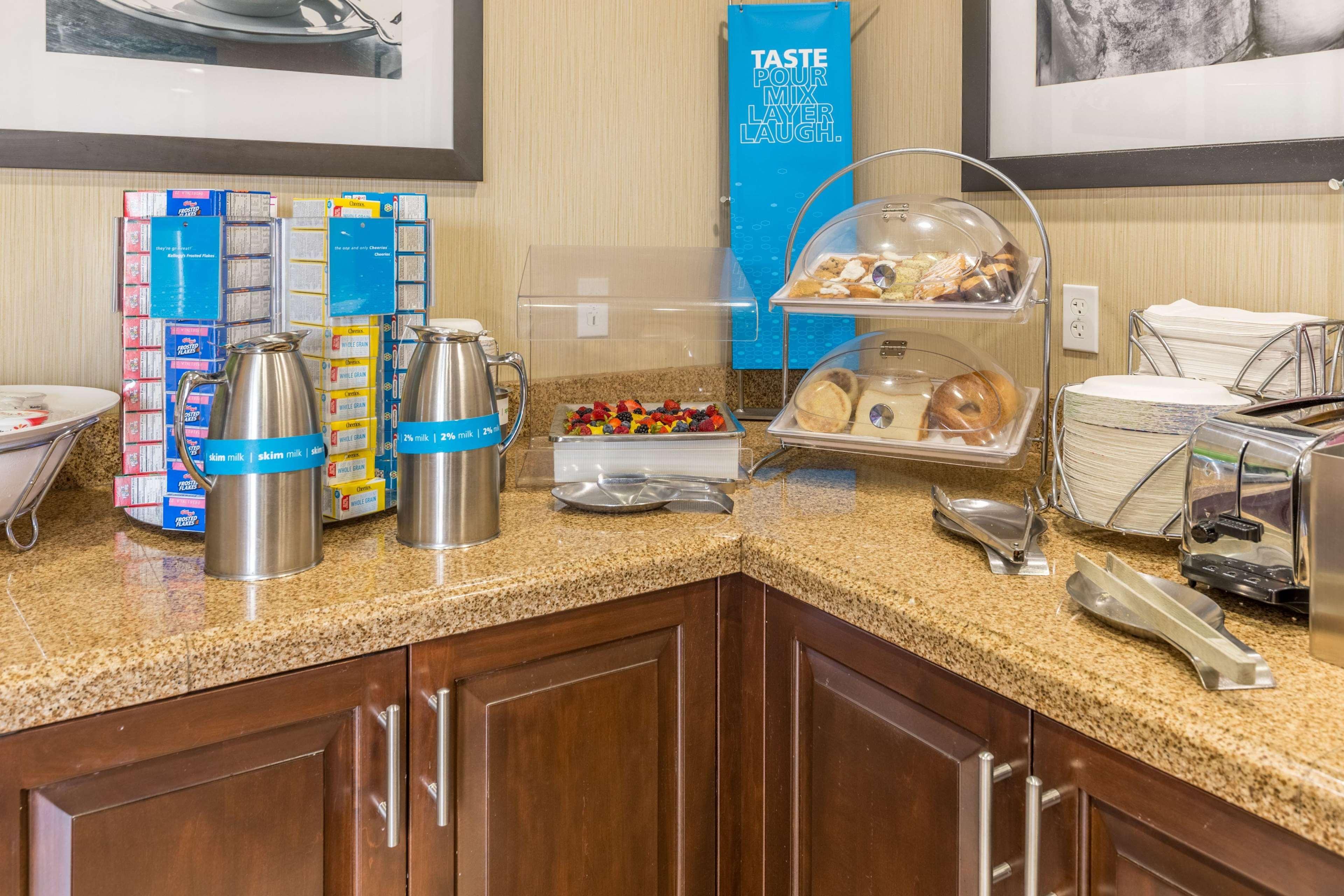 Hampton Inn Owensboro Zewnętrze zdjęcie